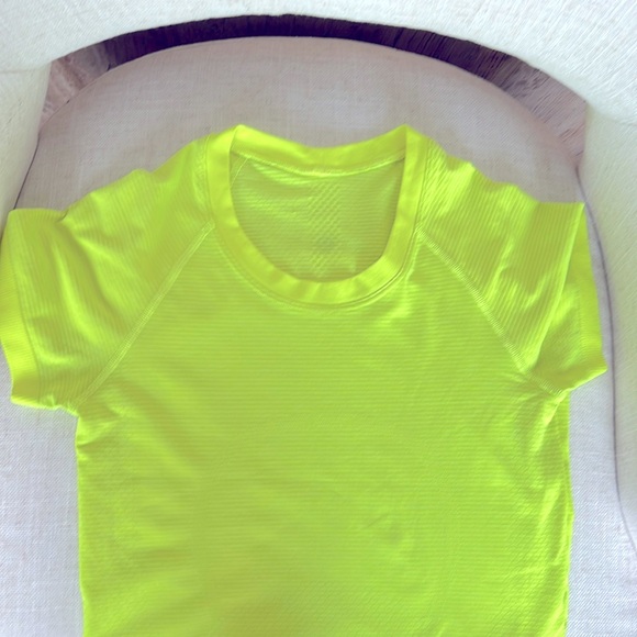 Lululemon Swiftly Tech - Picture 1 of 2